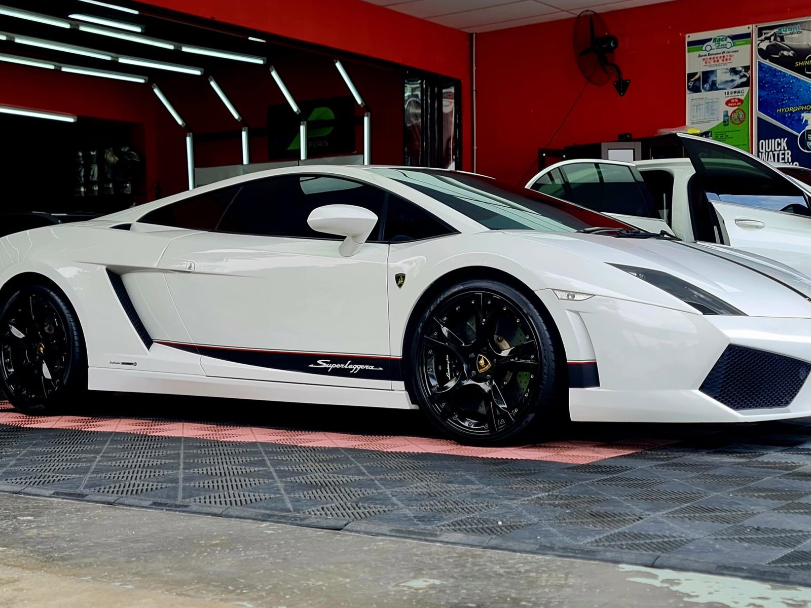 Lamborghini at Car Pro Detailing Centre